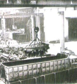 MW61系列吊運(yùn)廢鋼用電磁鐵